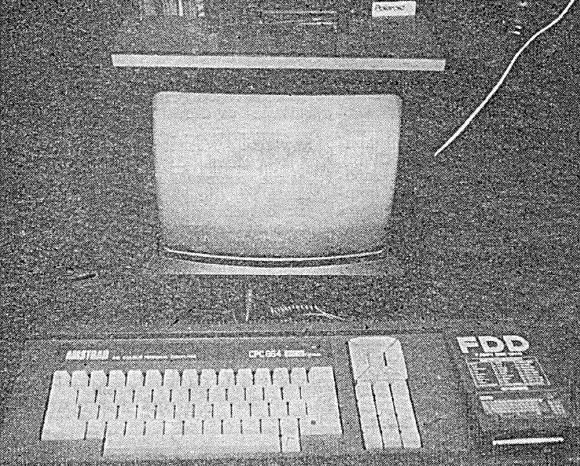 File:Amstrad CPC 664 product photo.jpg