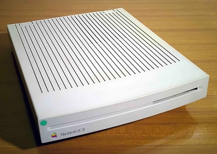 File:Macintosh LC II (photo).jpg