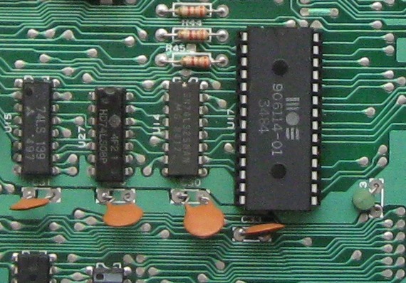 File:Commodore 64 250425 board U17 PLA 906114-01.jpg
