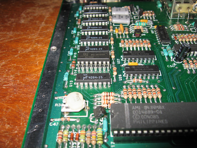 File:Atari 800XL RAM piggyback test on U14 (Terry Stewart).jpg