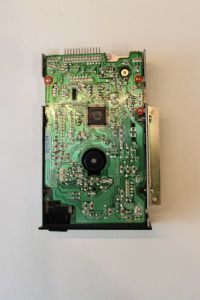 Spectrum +3 disk drive controller board screws (Spectrum for Everyone)