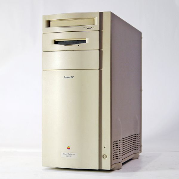 File:Power Macintosh 9500-132 front.jpg