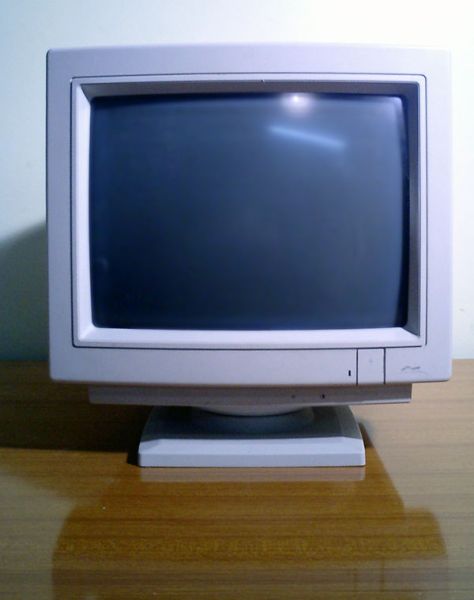 File:Apple Performa Plus Display.jpg