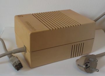 Commodore 128 external power supply