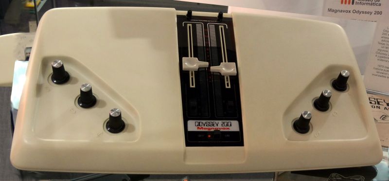 File:Magnavox Odyssey 200 console.jpg
