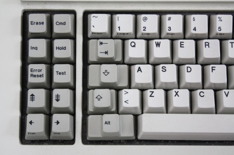 File:IBM 5322 keyboard close up.jpg