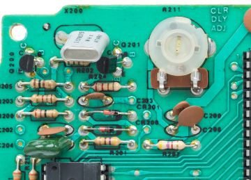 Atari 2600 six-switch motherboard colour delay control R211