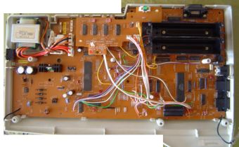 Sanyo MPC-200 inside