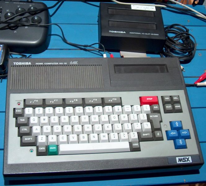 File:Toshiba HX-10 with HX-E600.jpg