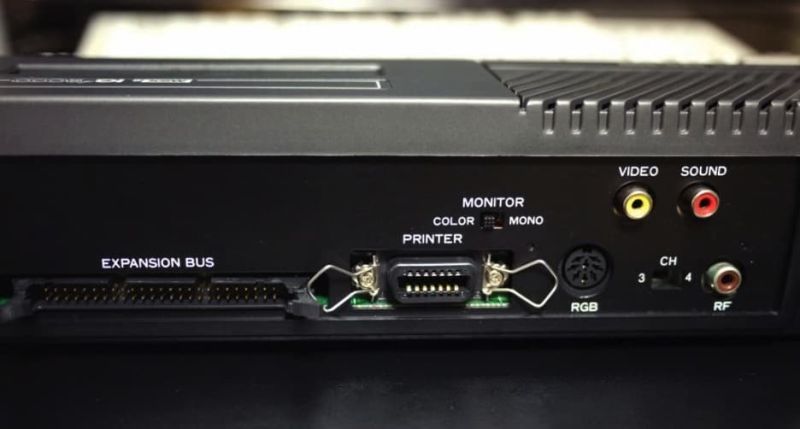 File:Daewoo CPC-300 rear connectors.jpg