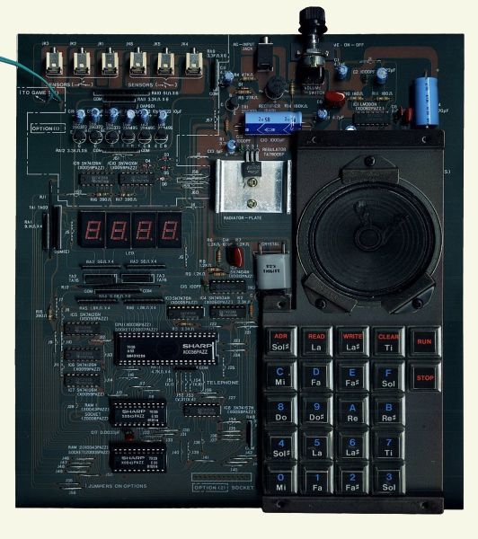 File:Sharp MZ-40K main board (SharpMZ).jpg