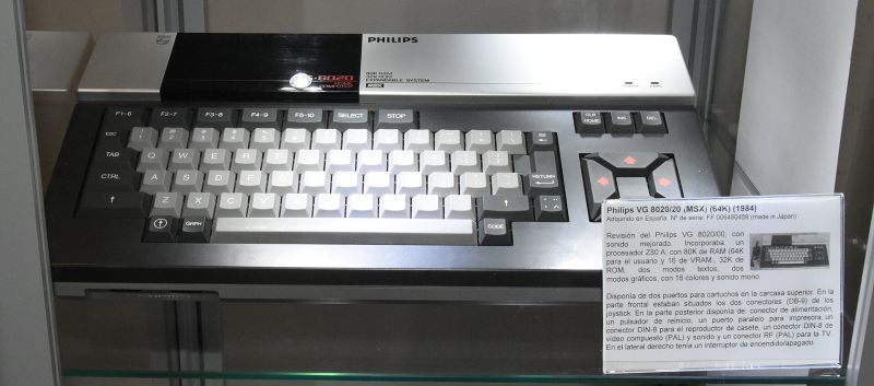 File:Philips VG 8020-20 (RetroMadrid 2017).jpg