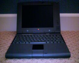 PowerBook Duo 2300c (Geoffrey Perez)