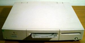 Macintosh Centris 660AV (photo)