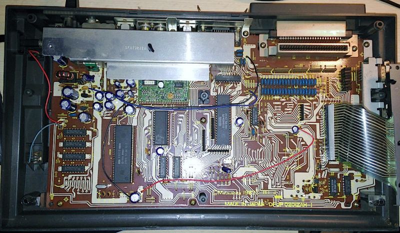 File:Panasonic FS-A1MK2 inside.jpg