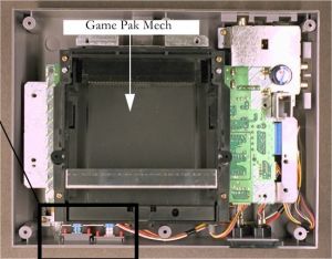 NES-001 game pak mech (Nintendo ASC manual)