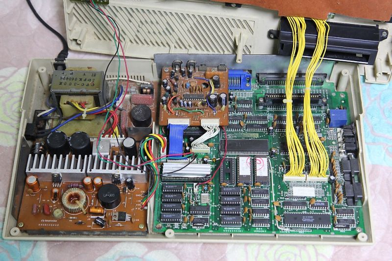 File:Daewoo CPC-300 inside.jpg